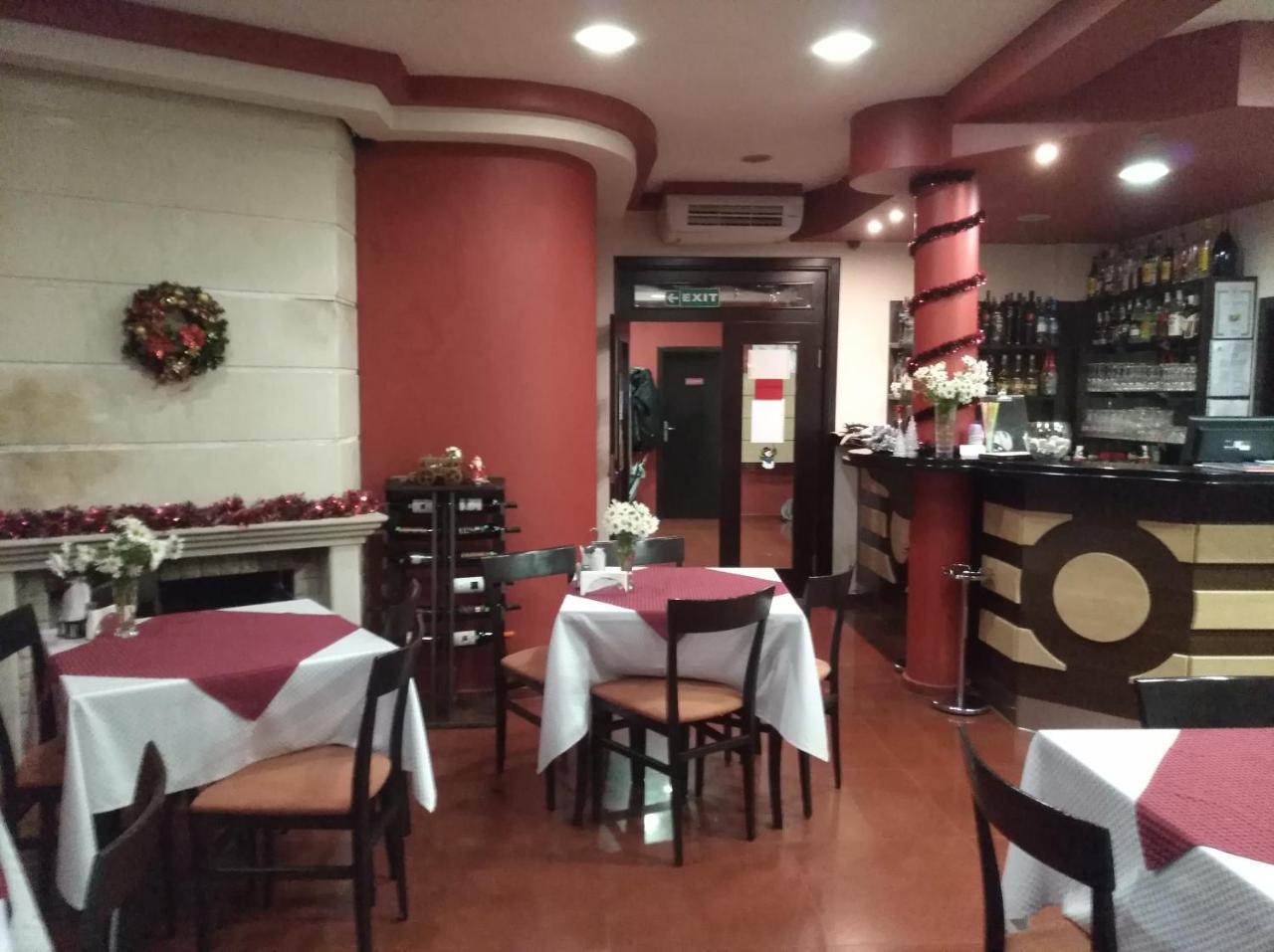 באניטה Hotel Byalo More מראה חיצוני תמונה